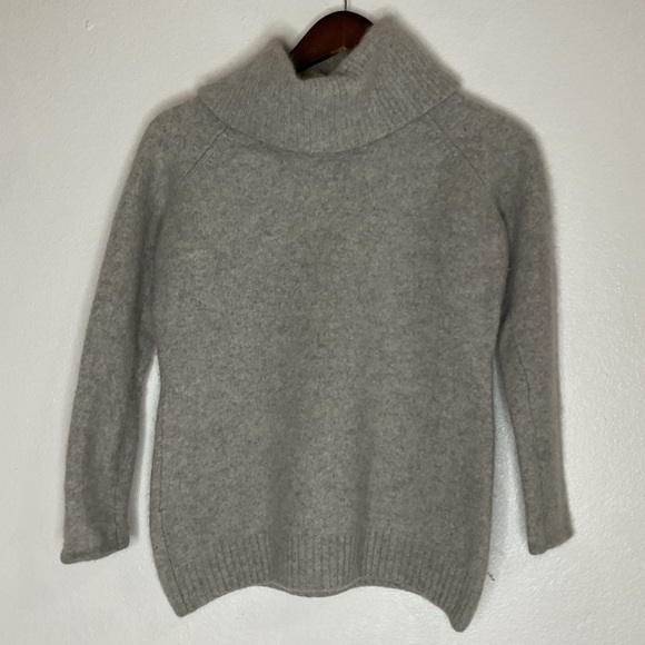 Wythe NY 100% Cashmere Gray Cowl Neck Sweater - Picture 9 of 12